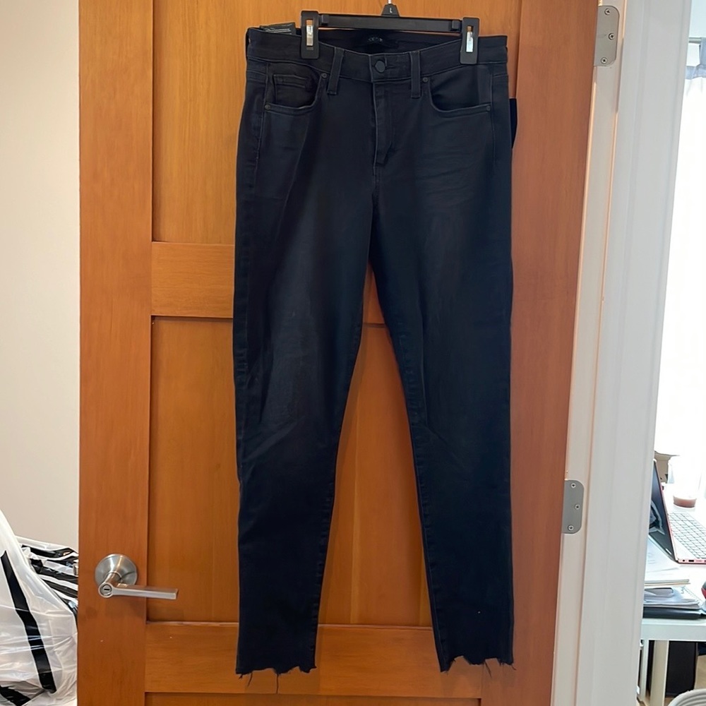 Joe’s Jeans Flawless Skinny Ankle Frayed Hem